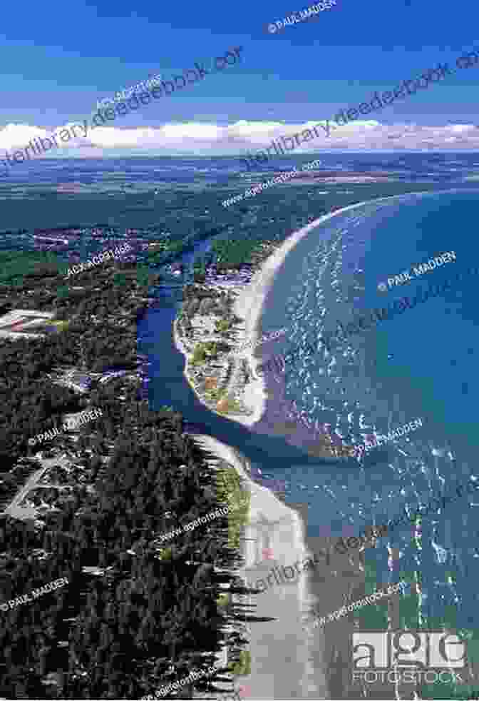 A Panoramic View Of Wasaga Beach, The World's Longest Freshwater Beach, With Its Golden Sands And Turquoise Waters. What To Do In Collingwood Ontario Canada